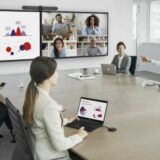 BYOM in hybrid work environments – seamless collaboration with personal devices.